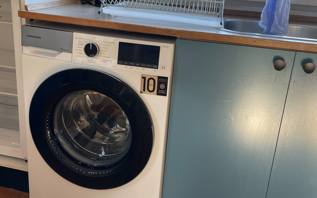 VASK AF TØJ I FORENINGSHUSET